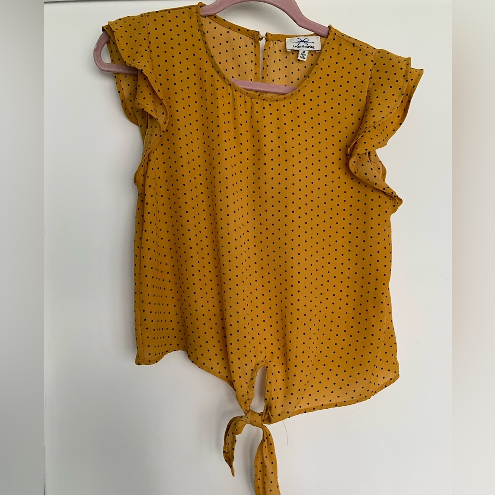 Twine and String yellow and black polka dot sleeveless blouse ruffle tie front